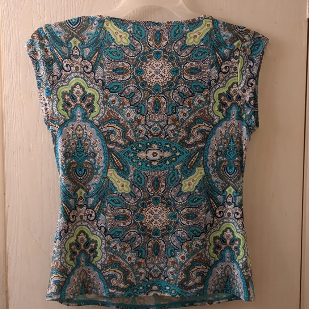 Colorfully designed blouse - Picture 5 of 8